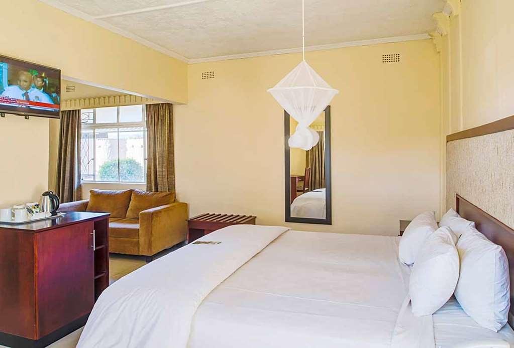 Kadoma Hotel & Conference Centre Ruang foto