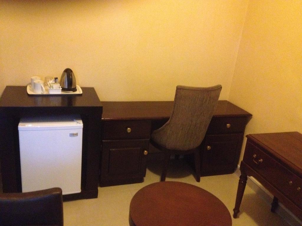 Kadoma Hotel & Conference Centre Bagian luar foto