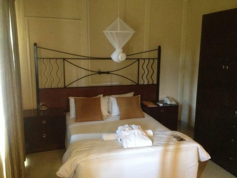 Kadoma Hotel & Conference Centre Bagian luar foto